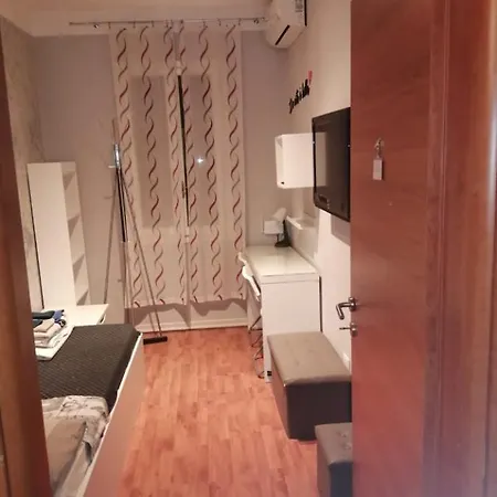 Via Casanova Apartment *